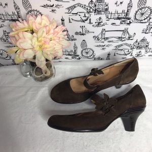Sofft Brown Suede Heels Size 11 Narrow